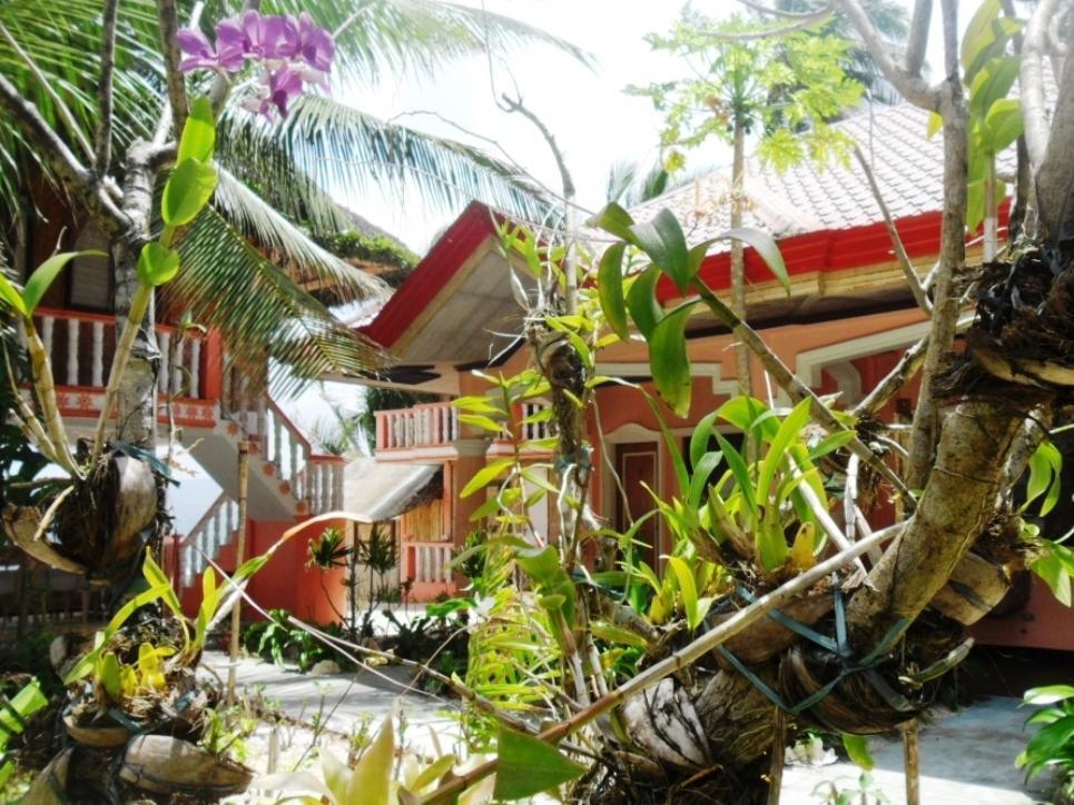 Crystal Sand Beach Resort Donsol Esterno foto